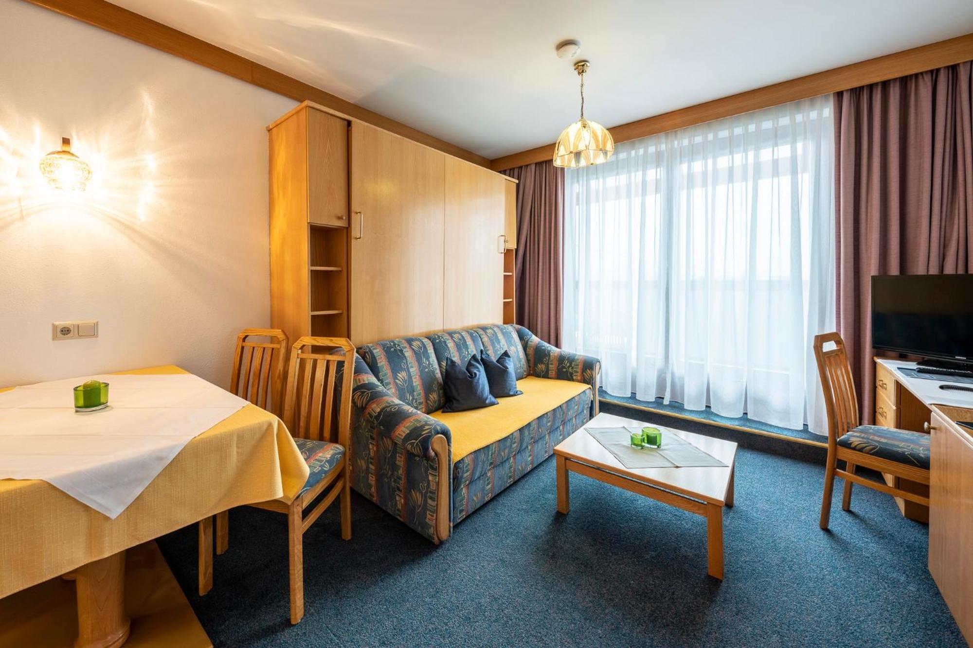 Fruehstueckspension-Appartementhaus Wasserer Bad Kleinkirchheim Εξωτερικό φωτογραφία