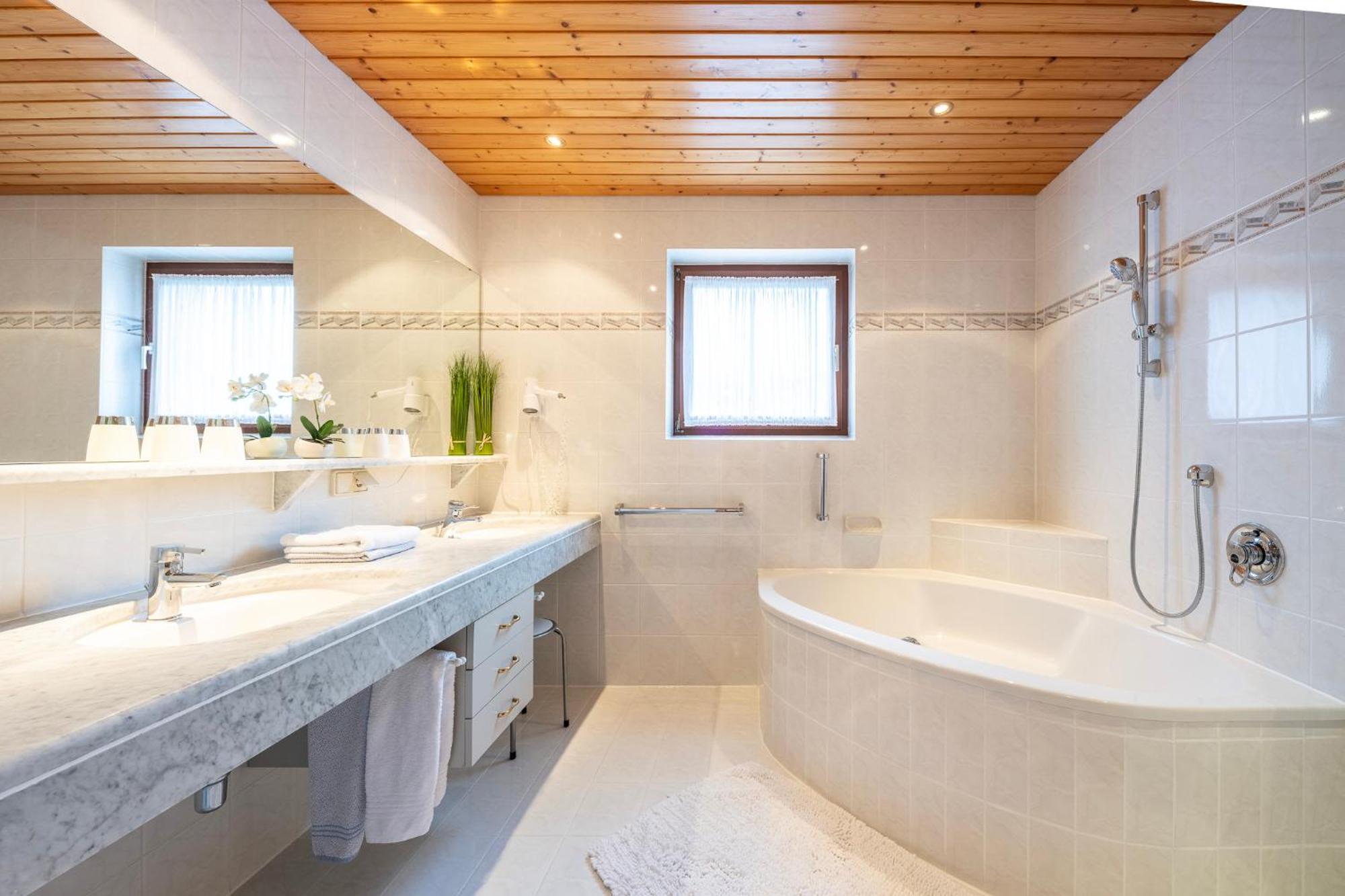 Fruehstueckspension-Appartementhaus Wasserer Bad Kleinkirchheim Εξωτερικό φωτογραφία