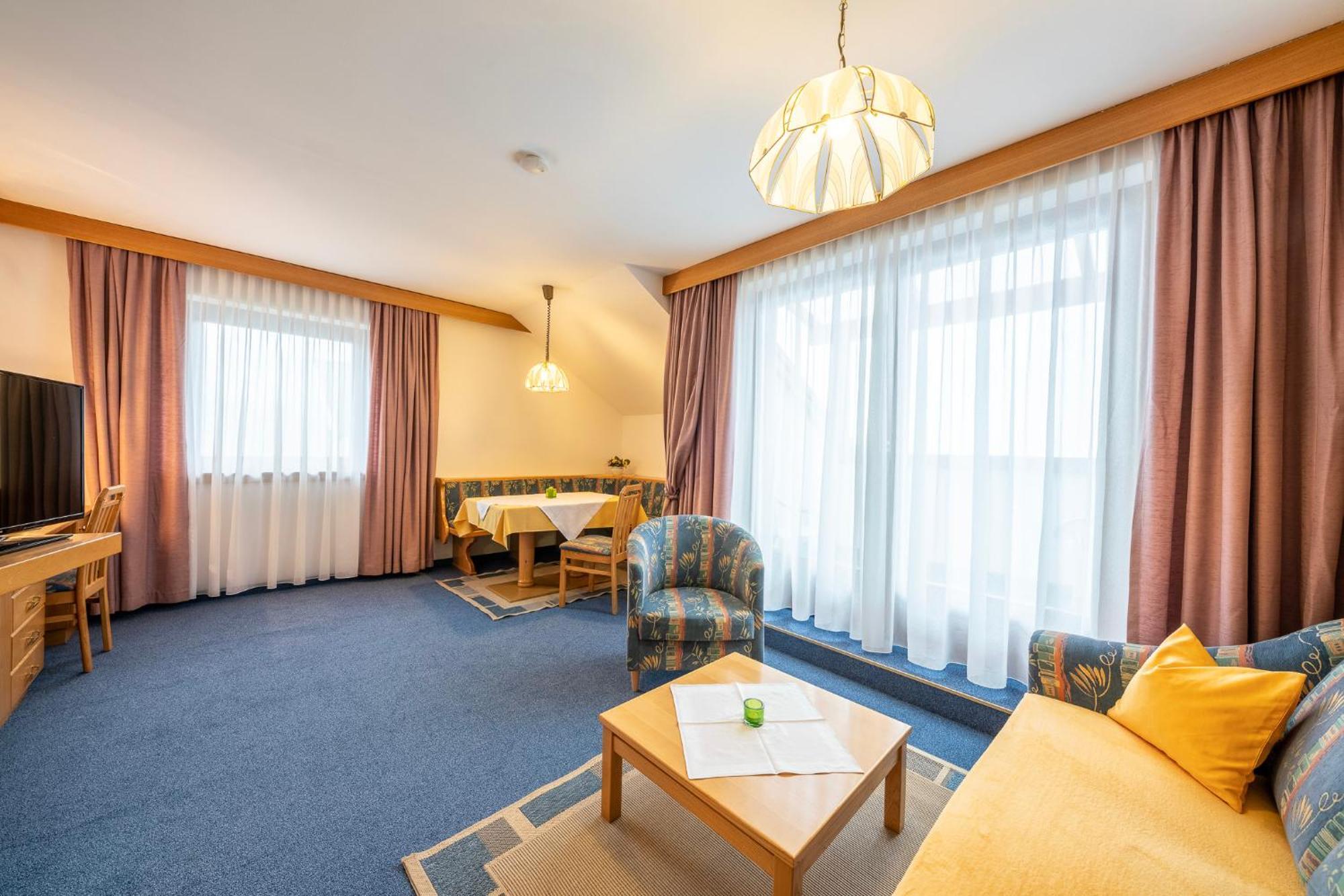 Fruehstueckspension-Appartementhaus Wasserer Bad Kleinkirchheim Εξωτερικό φωτογραφία